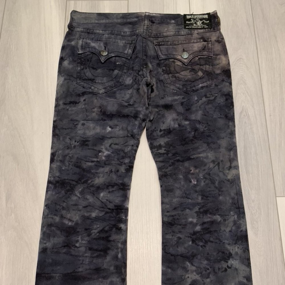 True Religion Ricky Big T Jeans Size 40 Camo